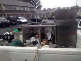 Best Estate Cleanout  in , CA